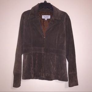 Brown leather jacket with zipper & pockets